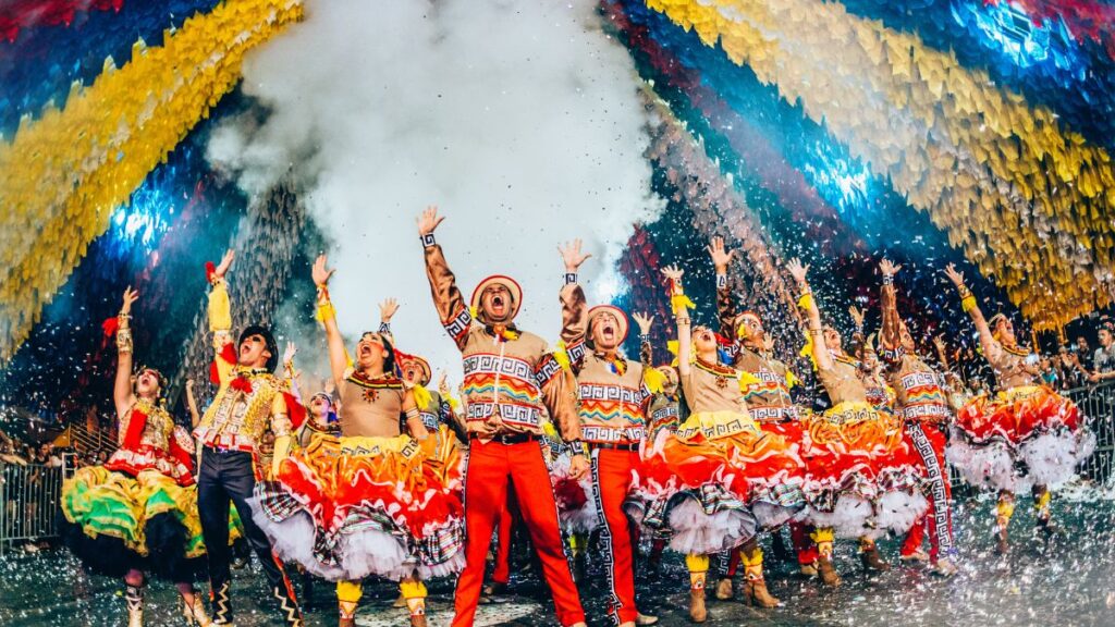 Cultura e Identidade Brasileira: Festa Junina